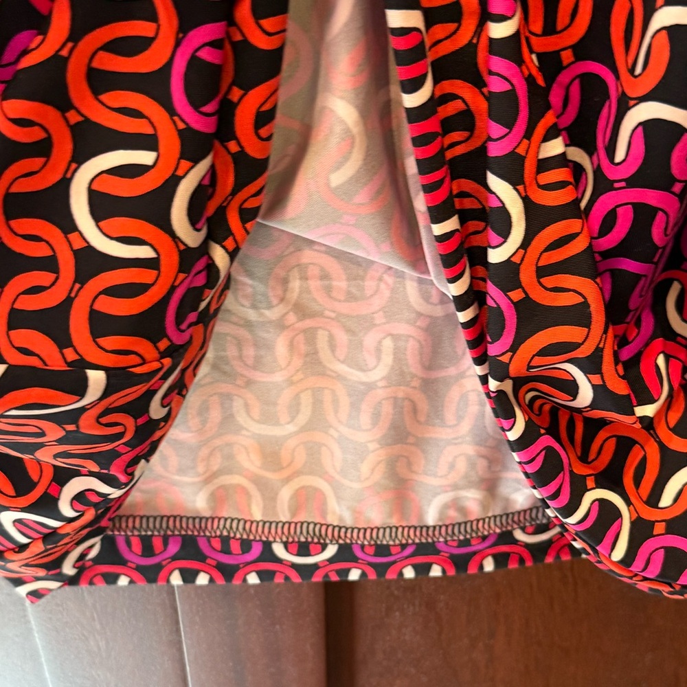 Trina Turk NWT Sz XL Bold Pink Purple & Black Raglan Sleeve Beach Cover-Up (695) - Picture 7 of 10